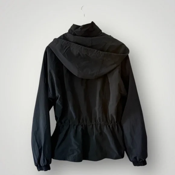 Calla Women’s Black Quarter Zipped Jacket! Large! - Picture 8 of 8